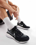 image, Nikee Zoom X Vomero 17 Black white