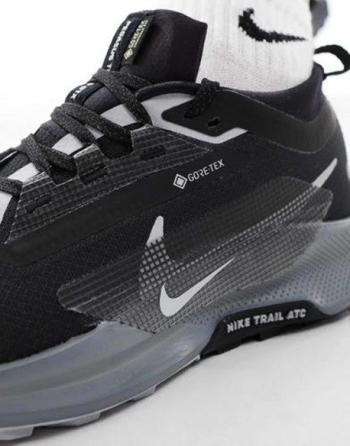 Nikee Pegasus Trail 5 GoreTex Black Grey