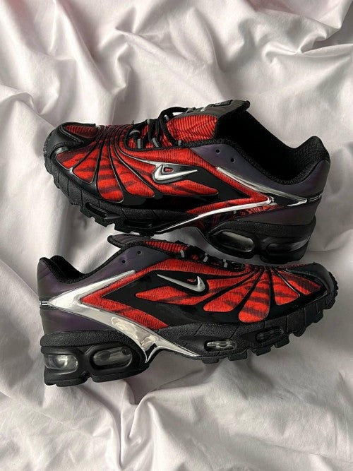 Nikee Air Max Tailwind V X Skepta Chrome Red