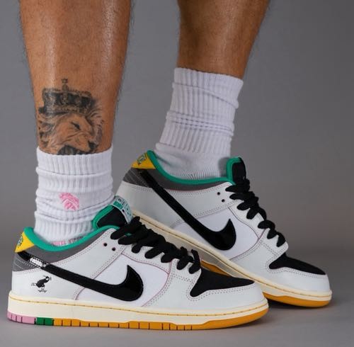 Nikee Sb Dunk Low Pro X CSEF White And Black
