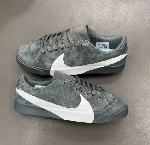 NIKEE BLAZER CITY LOW LX SUEDE GREY WHITE